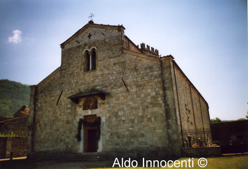 ALTRA IMMAGINE DELLA BADIA DI S. PIETRO A CAMAIORE